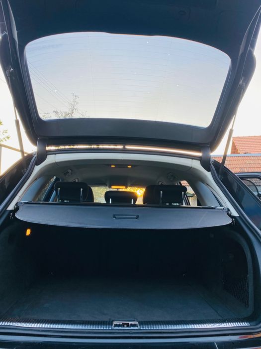 Vând Urgent Audi A4 b8
