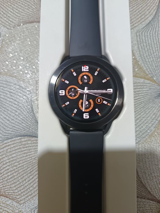 Xiaomi Watch S3.