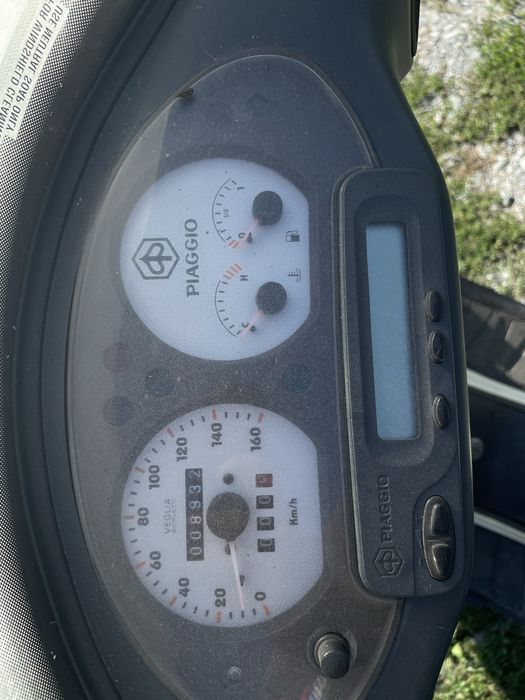 Scuter: PIAGGIO Super Hexagon GTX180