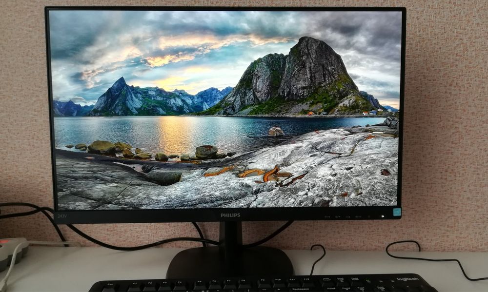 Монитор Philips 243V7QDSB