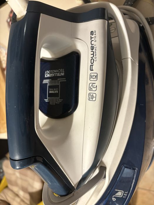 Statie de calcat Rowenta