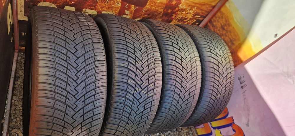 Set 4 Anvelope Pirelli 255 45 R19 All Seasons . Dot 2022