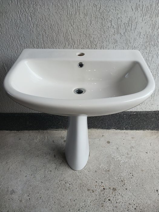 Chiuveta cu piedestal 50×66 cm