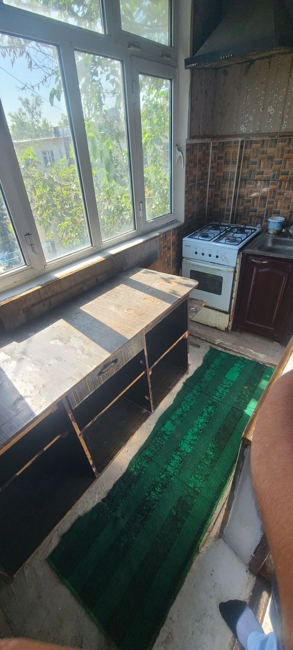 Ijaraga beriladi Chilonzor 21 Kvartal 2 xona 3 xona qilingan bolalarga
