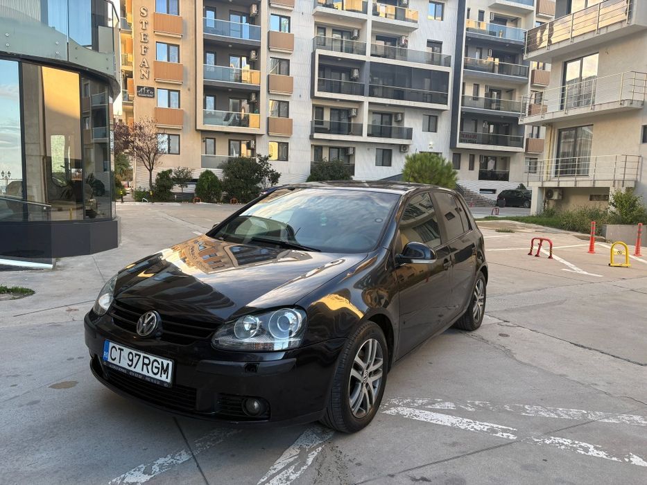 Vand  vw golf  5  1.9 TDi 105 cp
