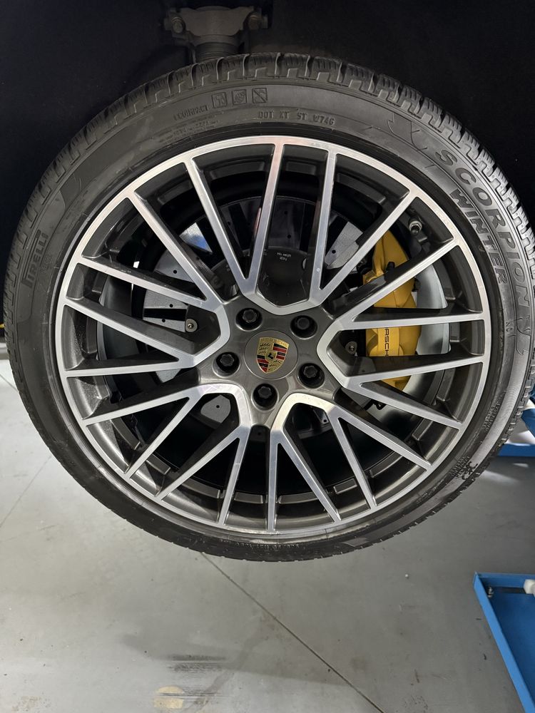 Jante 21” Porsche Cayenne IARNA originale