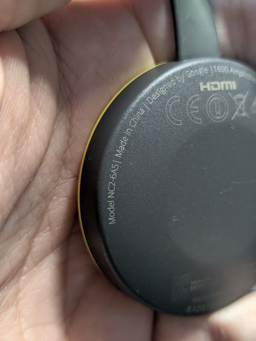 Google Chromecast V2