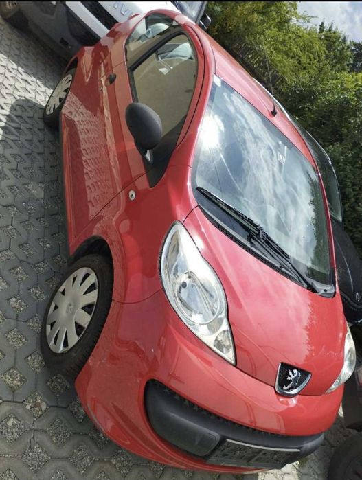 De vanzare Peugeot 107 benzina recenta adusă din Austria