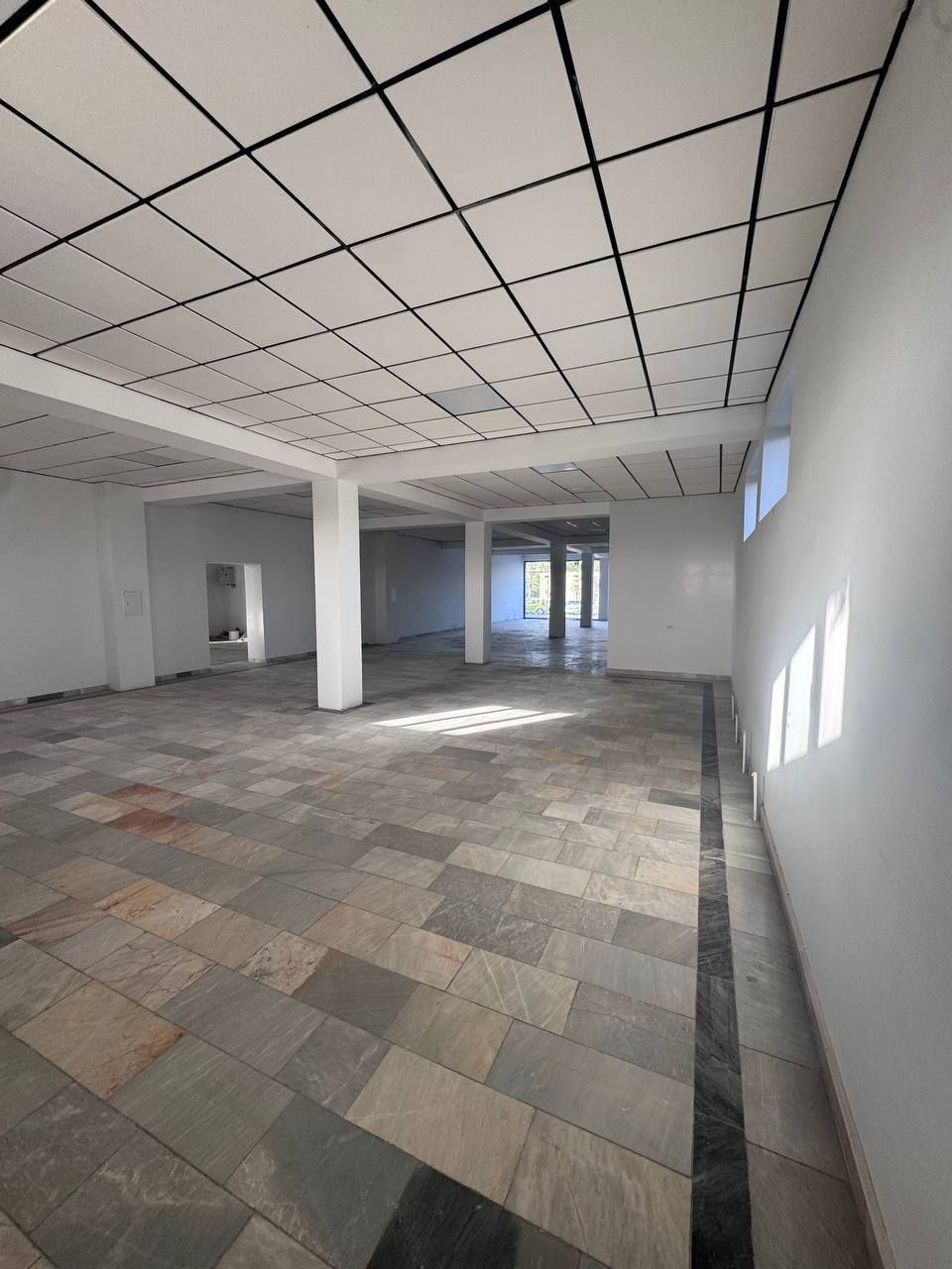 Аренда нежилого помещения. Площадь 844 м² Яшнабадский р-н.