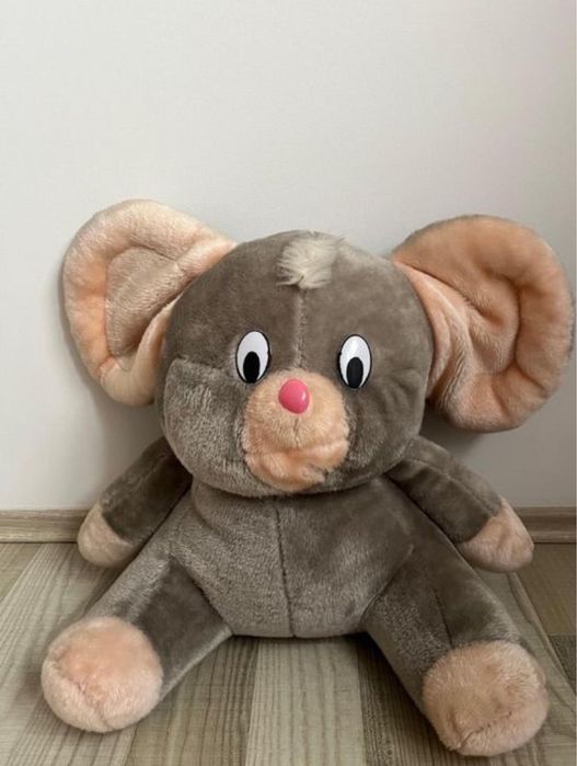 Iepure de plus mare gigant circa 70 cm impecabil