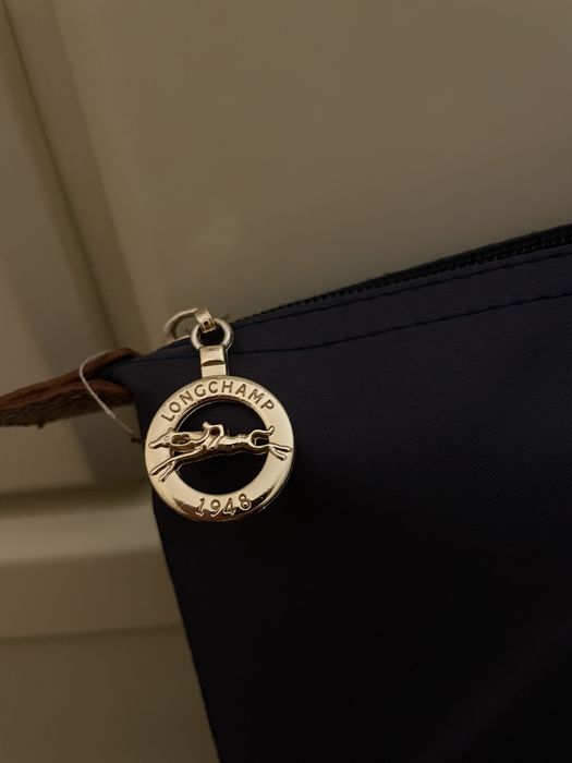 Longchamp чанта размер L