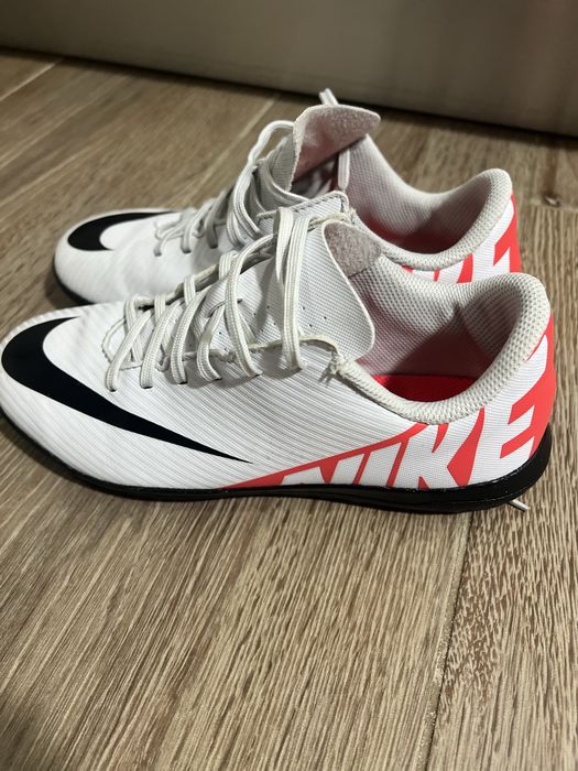 Nike baieti marimea 35, stare foarte huna!