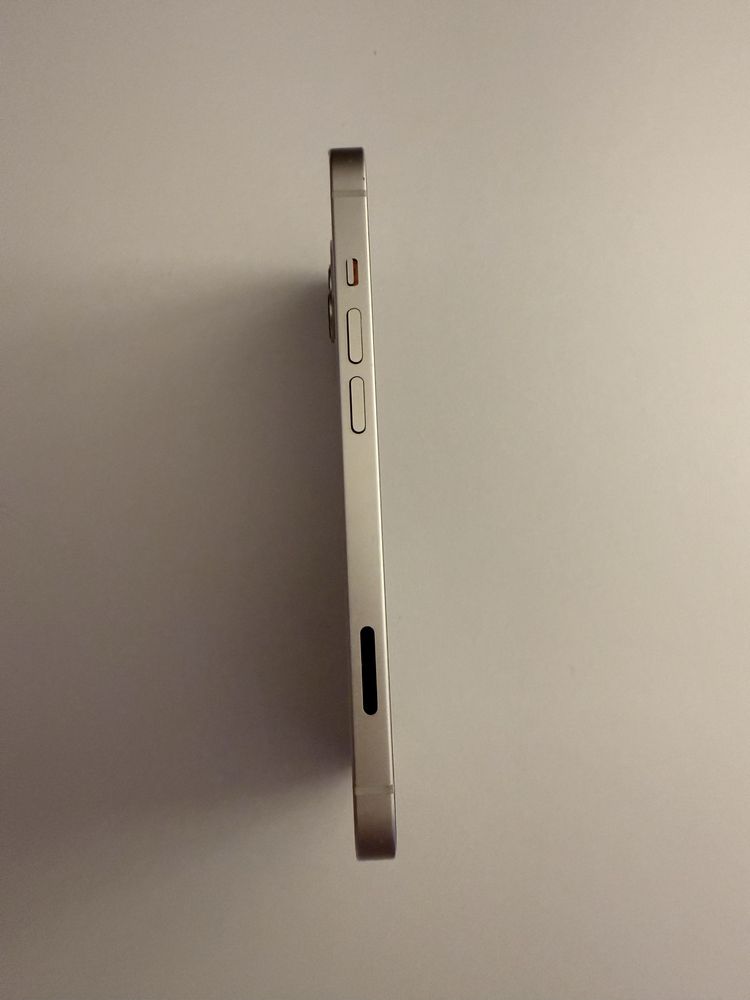 iPhone 13 - бял - battery capacity 85/86%