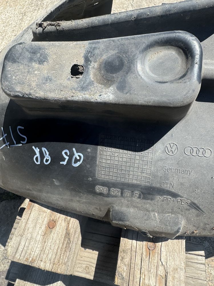 Carenaj stanga fata Audi Q5 8R 2008-2015 8R0821171f