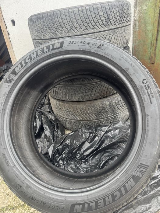 285/40 R21 Michelin Pilot Alpin SUV 5 – зимни