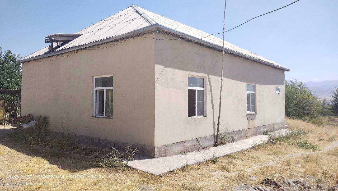 Ohangaron tumanida tayyor ferma sotiladi