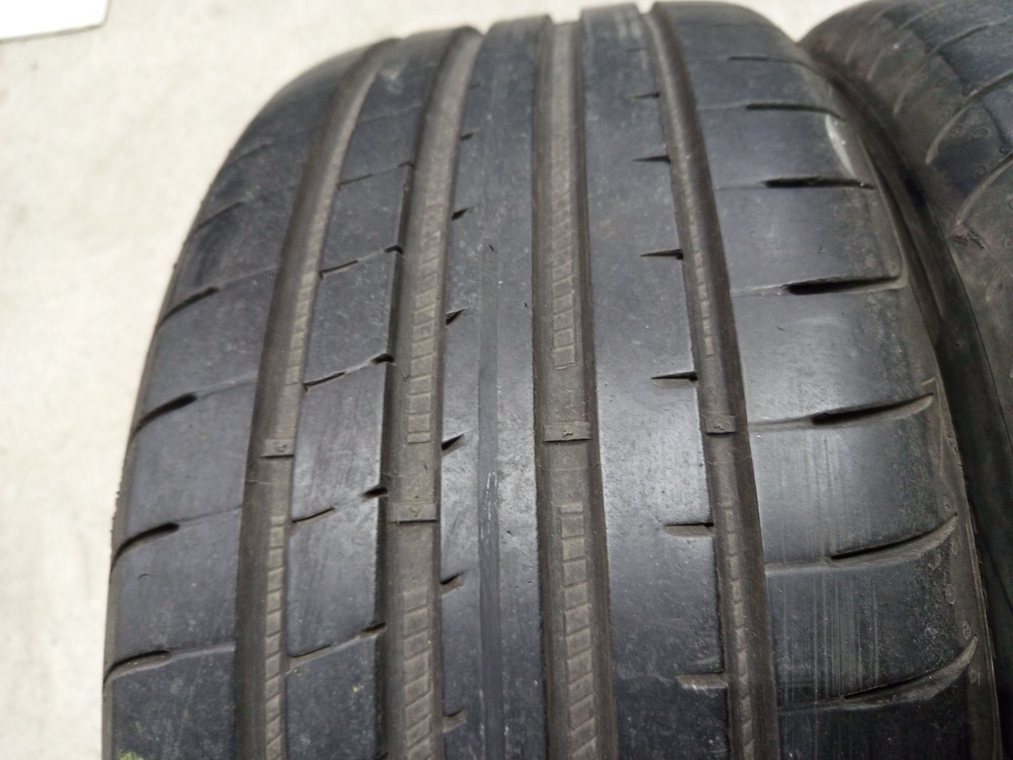 Goodyear 225/45/17-2бр