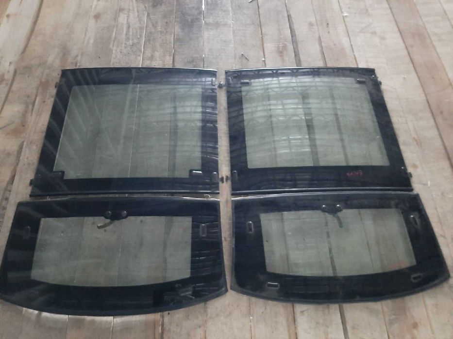 Продам Стекло для Люка Toyota Estima / Emina / Lucida