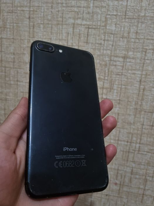 Iphone 7 plus 128gb ekran sinmagan bu zashitka