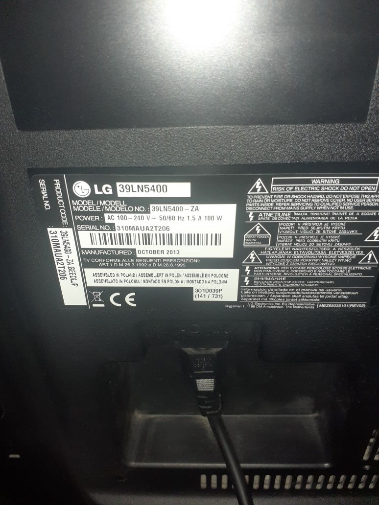 Телевизор LG  39 инча лед