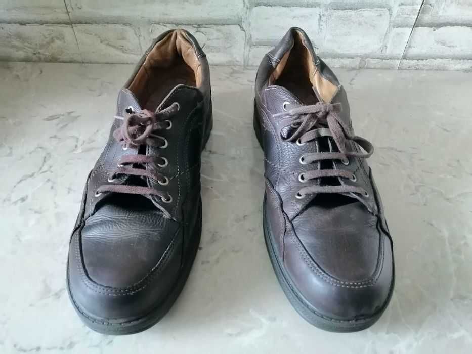 Pantofi piele numarul 48-49