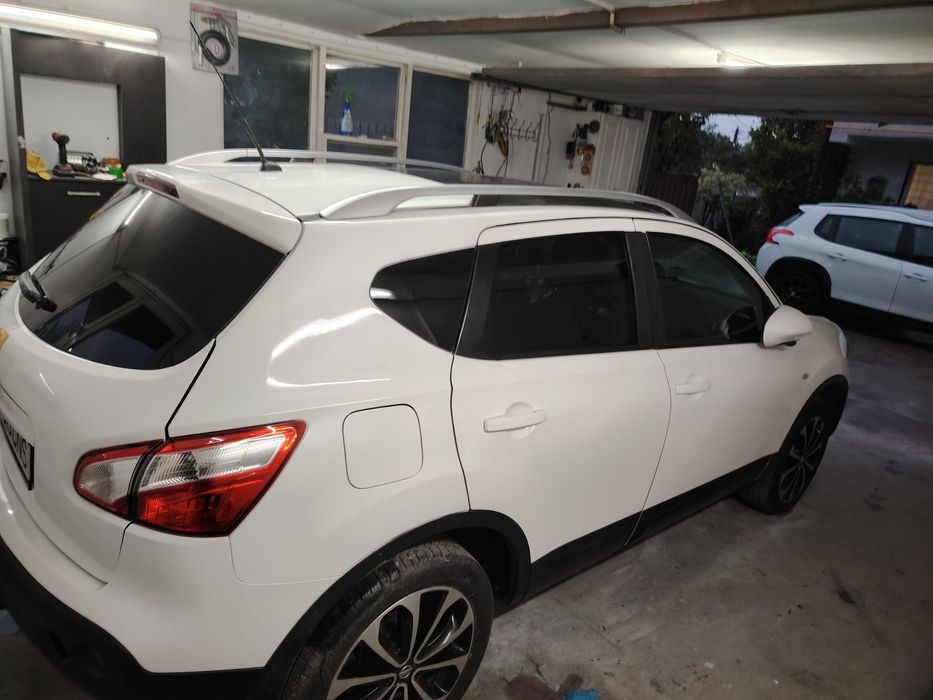 Vand Nissan Qashqai an fabricație 2011