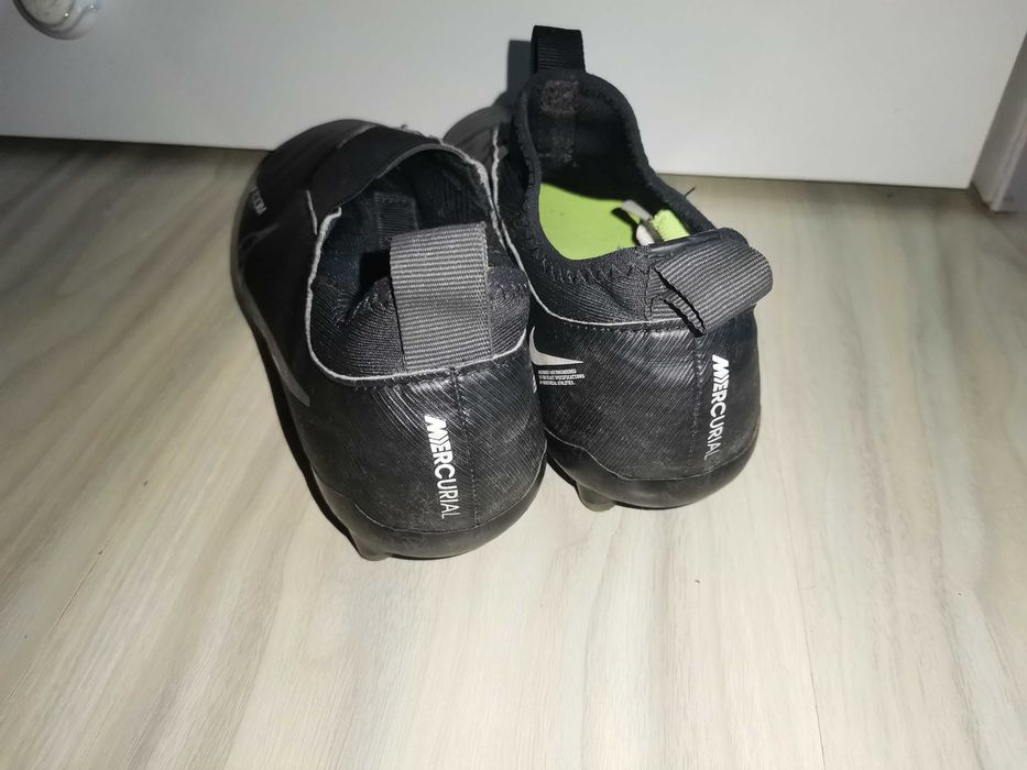 детски бутонки Nike