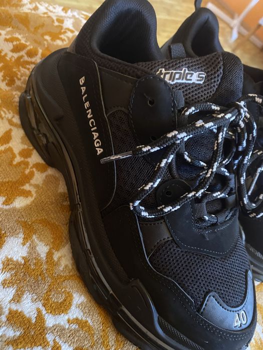 Se vand balenciaga triple s marimea 40