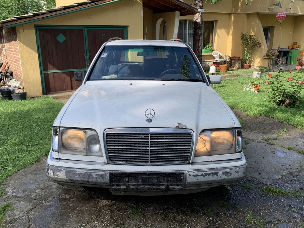 Mercedes E250D W124 На части