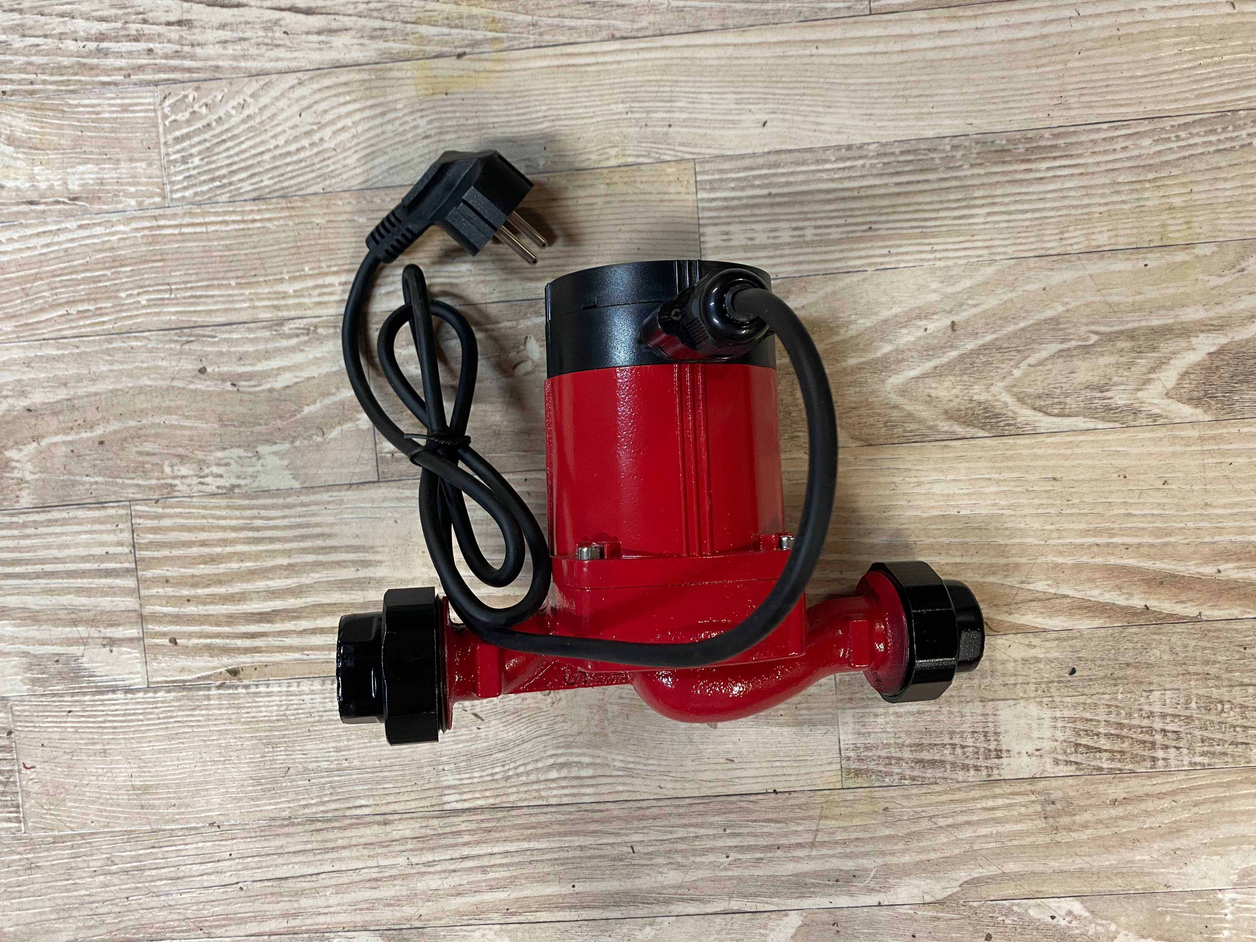 070181	Помпа циркулационна 60W 1,1/2" 65L/min 8m 110°C RD-CWP82 070182