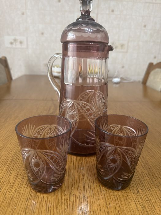 Хрустальный графин с 2 стаканами