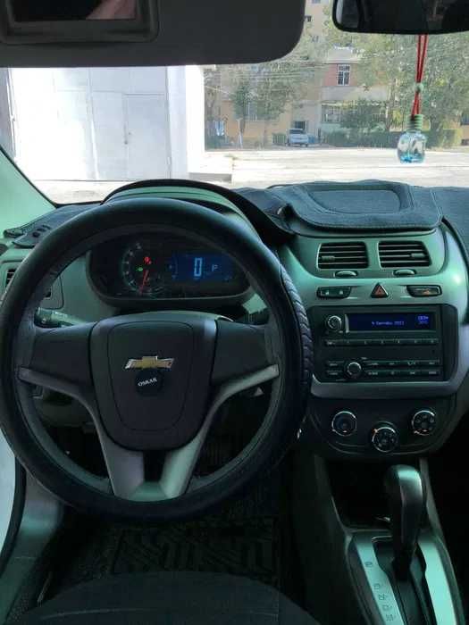 Chevrolet Cobalt 2022, белый автомат