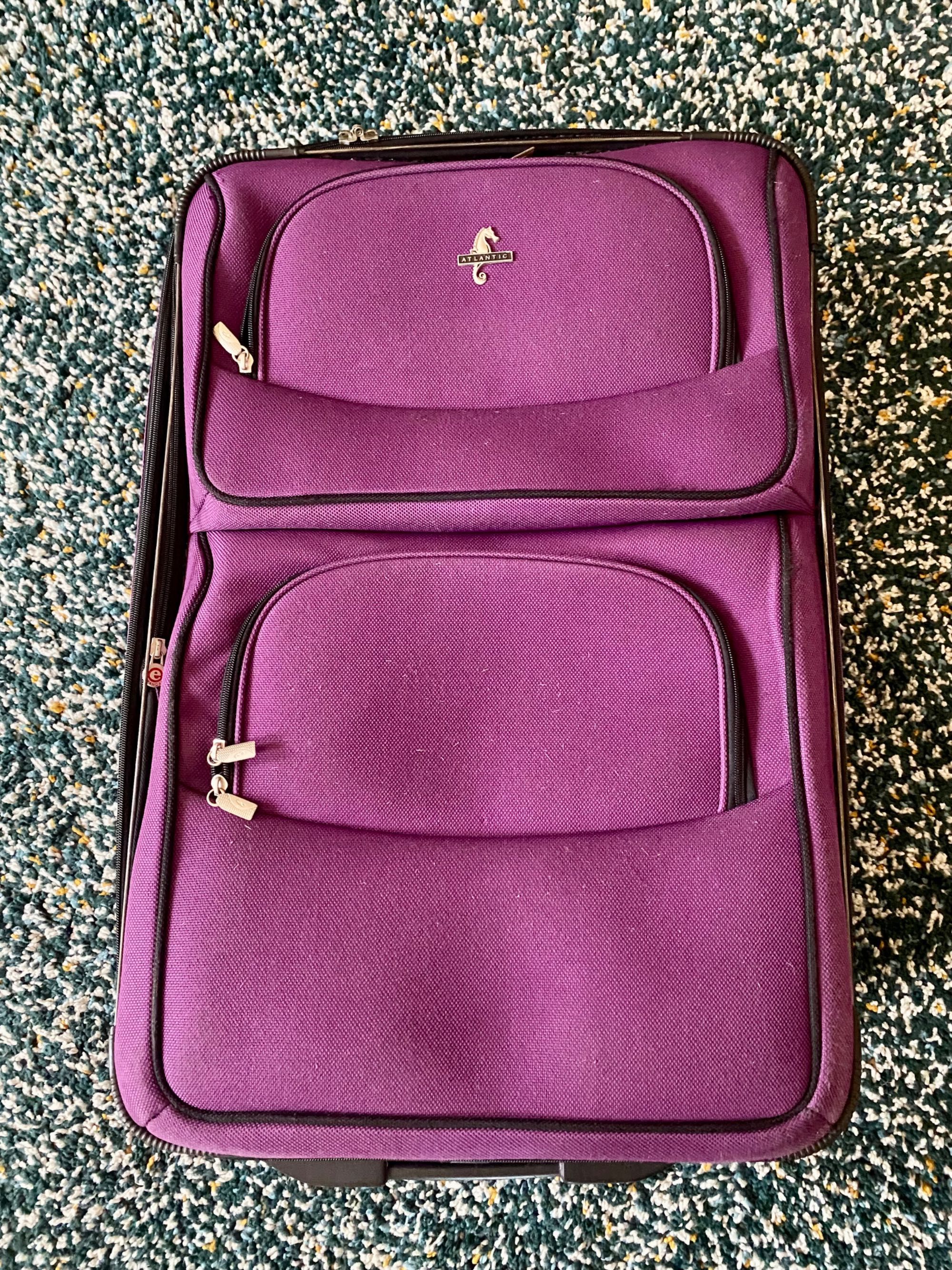 4 Trolere, Geamantan, Bagaj cala