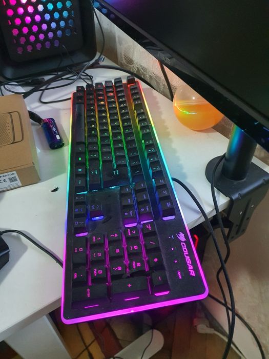 компютър и монитор +++