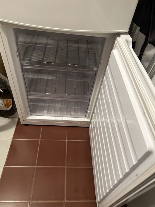 Хладилник whirpool