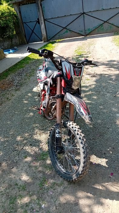 Vând cross 125 4t