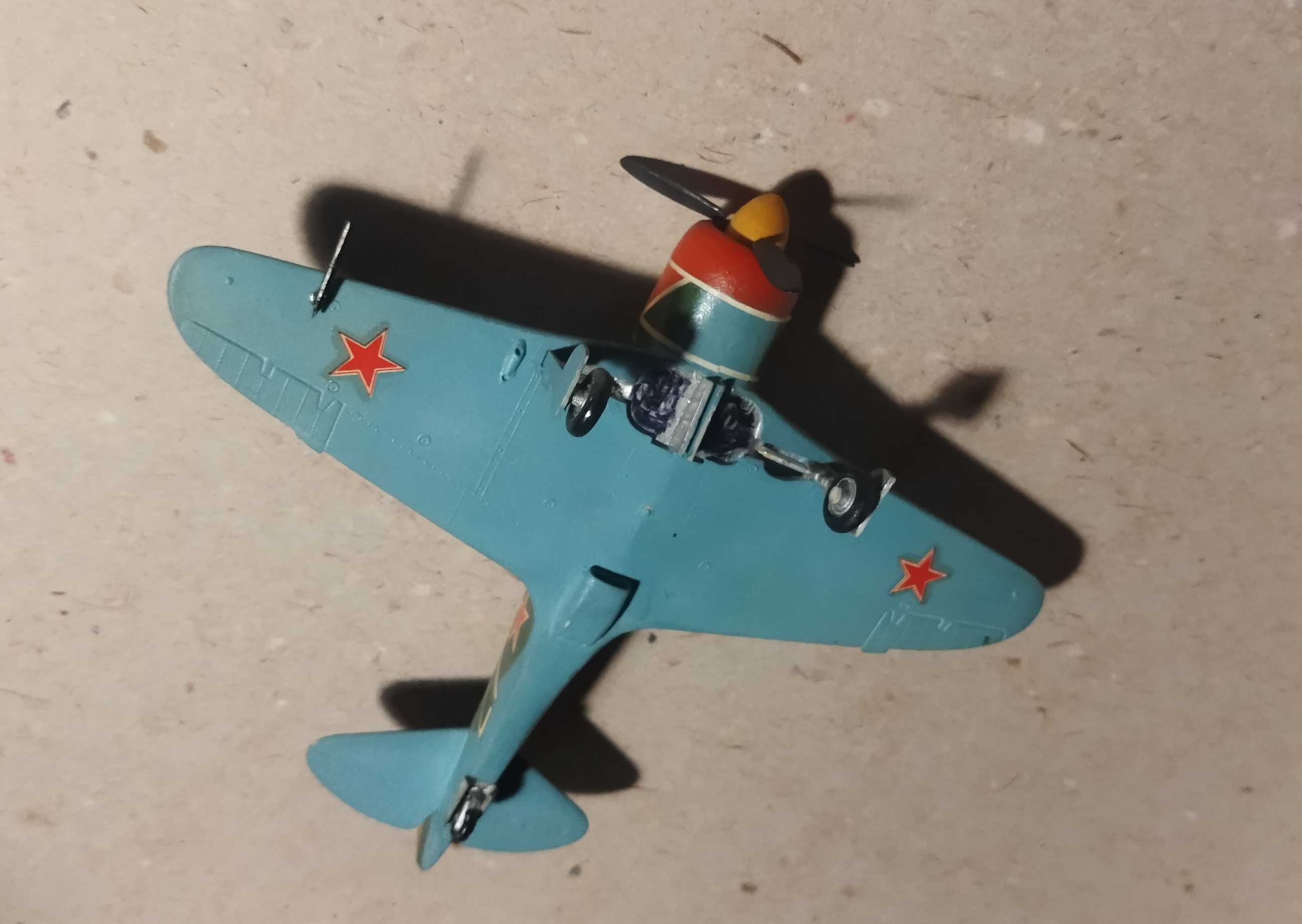 подарочная модель самолёта Ла-7 NOVO 1/72 СССР!