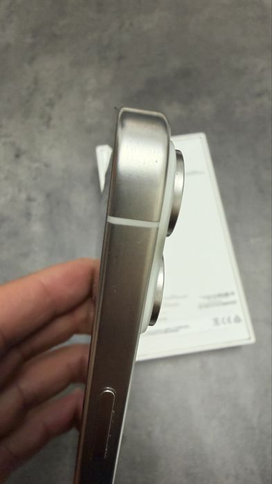 Iphone 15 pro max (16,17,)