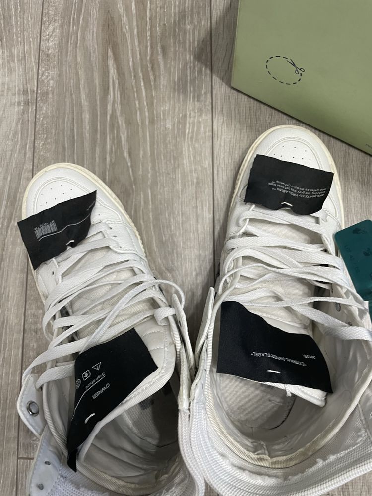Off White court 3.0