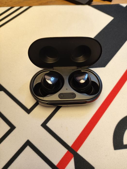 Наушники samsung galaxy buds+