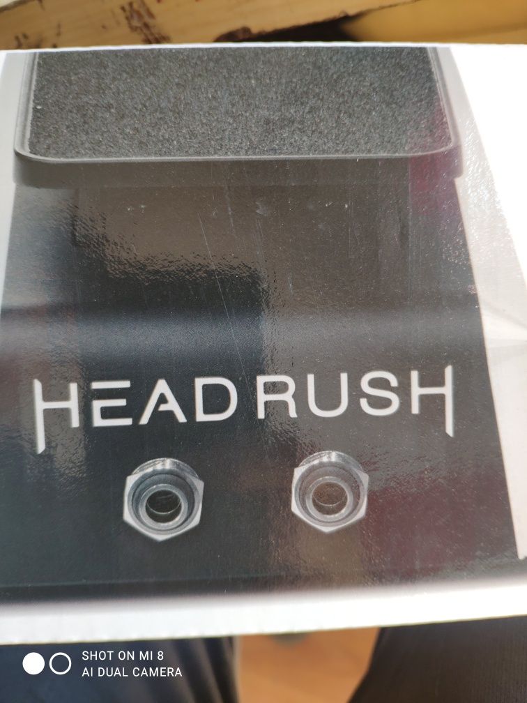 Vand pedala HeadRush