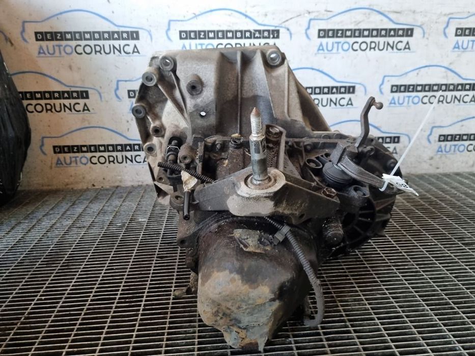 Cutie de viteze Nissan Qashqai 1.6 Benzina 2008 - 2010 114CP Manuala 5 Trepte HR16DE ...