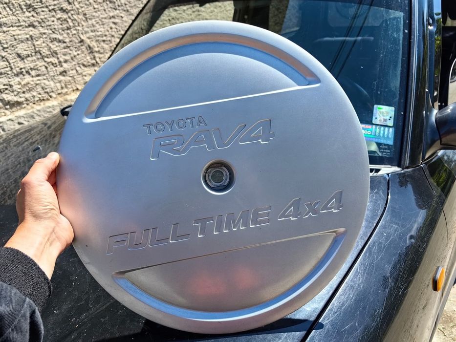 Оригинален капак за резервна гума за рав 4 1994 - 2000г rav 4 kapak gu