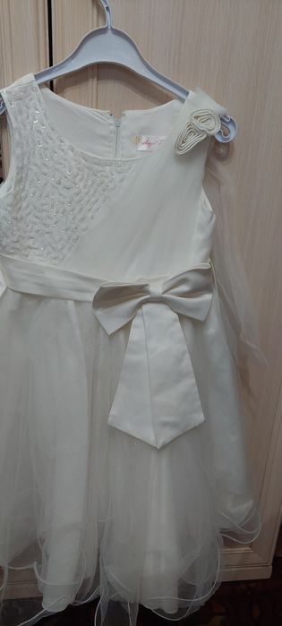 Платье детское, на праздник