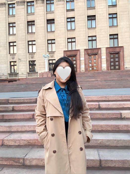 Киімдер сатылады