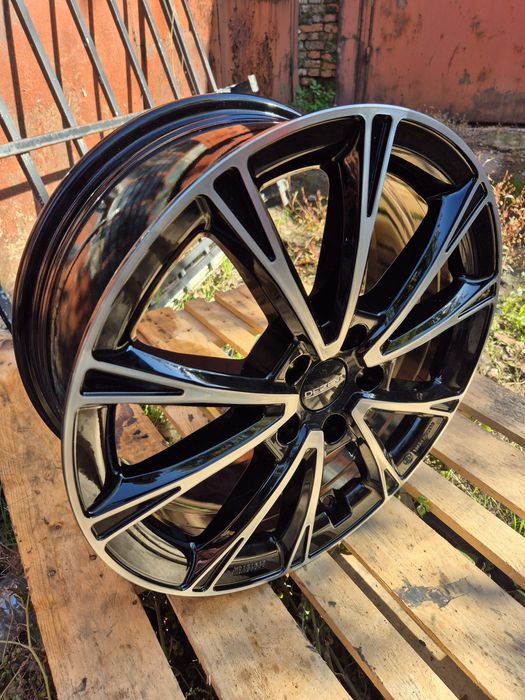 Продавам чисто нови оригинални джанти DEZENT 18 цола 5/112