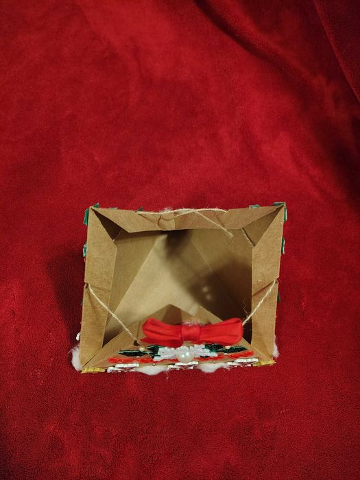 Коледна кутия ръчно изработена