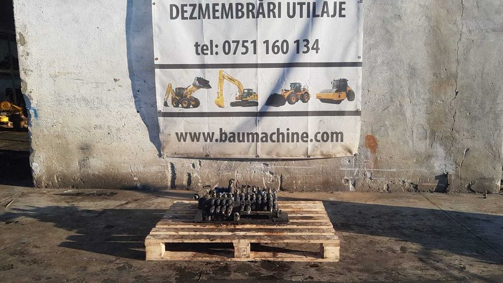 Distribuitor hidraulic excavator Volvo ECR88 , C0270-35006