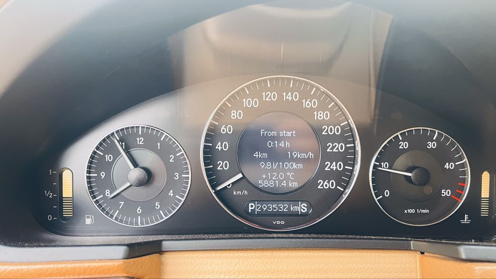 Mercedes E klasse w211