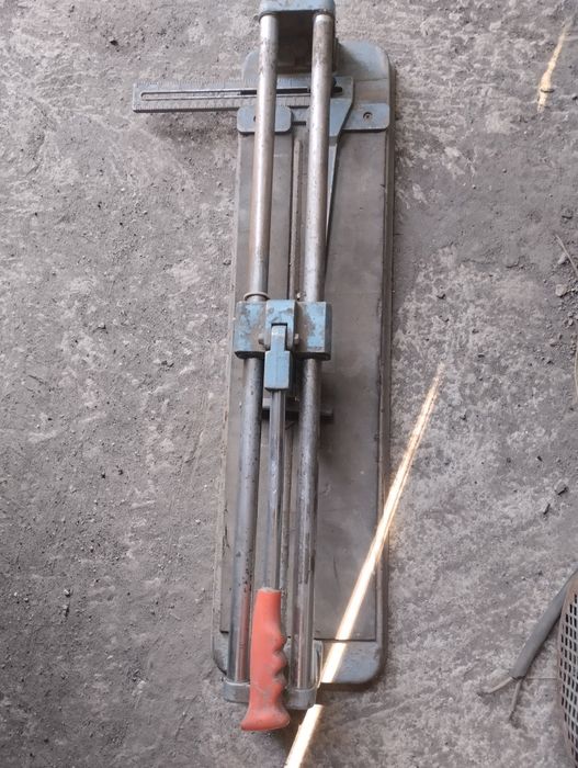 Кафеля   резка..